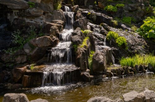 Cascata nel parco Greenacre Park a Midtown Manhattan