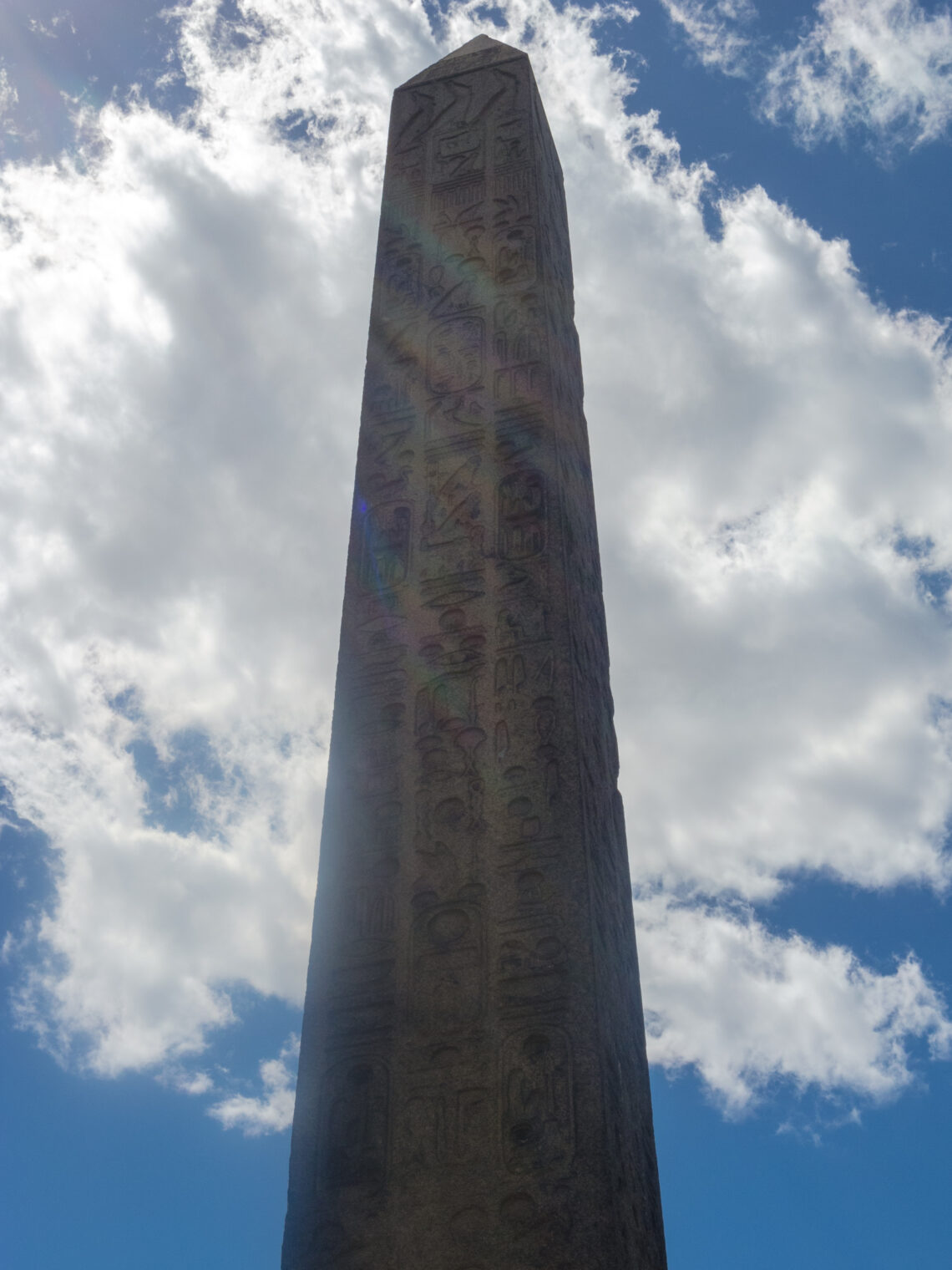 L'obelisco egizio chiamato Ago di Cleopatra a Central Park, New York