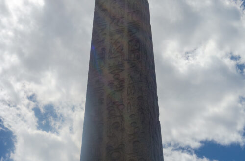 L'obelisco egizio chiamato Ago di Cleopatra a Central Park, New York